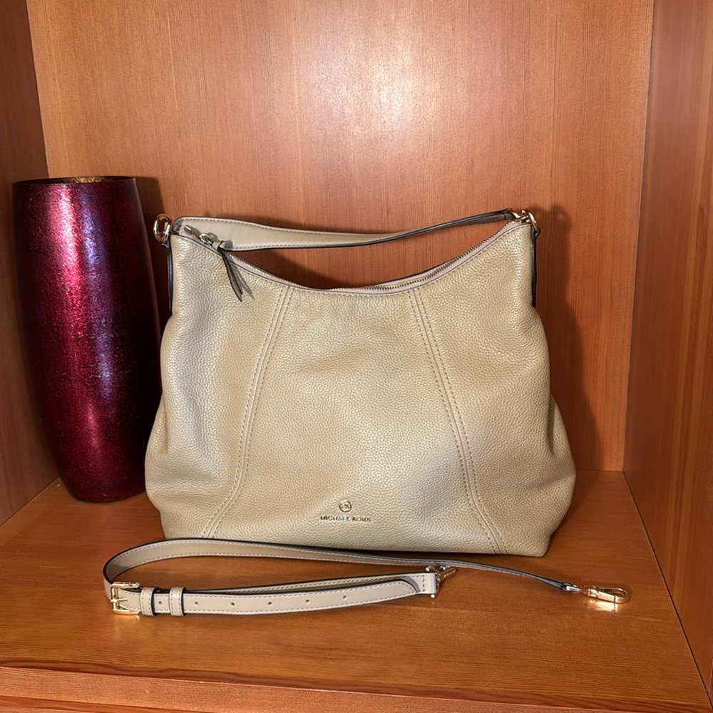 Michael Kors Brooke! Cream/tan with gold hardware.  Excellent condition.